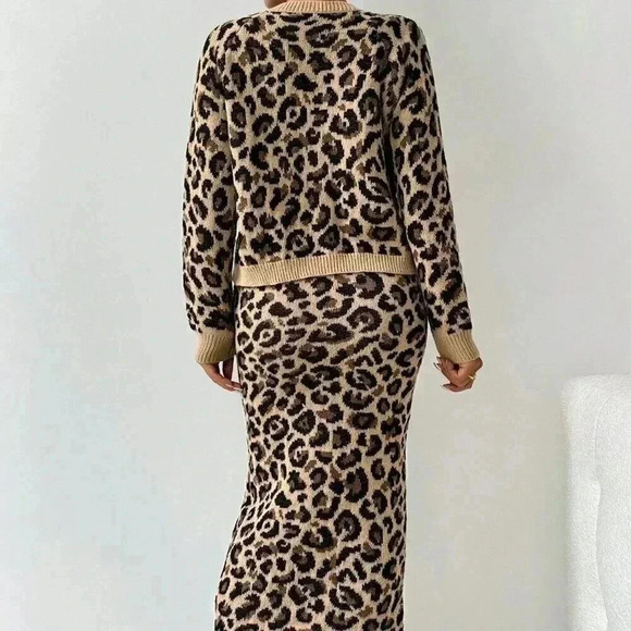 Brown Elegant Women's Leopard Print Casual Loose - Picture 2 of 6